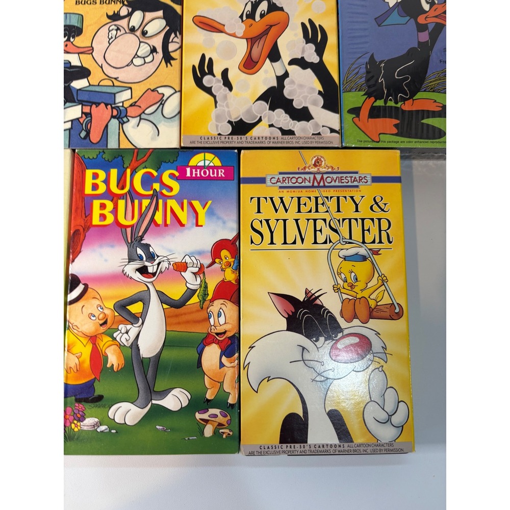 Vtg Looney Tunes VHS Lot of 7 Bugs Bunny Daffy Duck Tweety Sylvester Cartoons - Picture 5 of 6